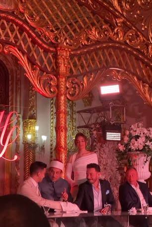 أحمد زاهر يذرف الدموع في عقد قران ابنته ليلى على المنتج هشام جمال بحضور نجوم الفن والرياضة - 3 - سيناء الإخبارية