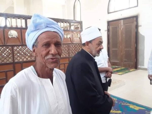 شيخ الأزهر بزور قبر والده وجده قبل إنهاء رحلة التعافى بالأقصر - 3 - سيناء الإخبارية