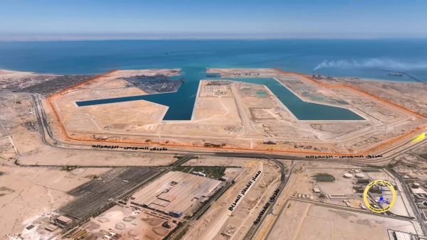 ميناء السخنة يواصل التطوير ضمن مشروع الربط اللوجيستي بين البحرين - 11 - سيناء الإخبارية