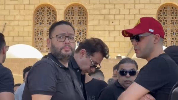 وداع مؤلم للفنان سليمان عيد وسط أجواء من الحزن والصدمة - 13 - سيناء الإخبارية