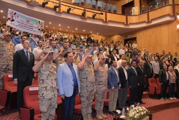 وزير الشباب يشهد الندوة التثقيفية الرابعة عشر بقوات الدفاع الشعبي والعسكري - 7 - سيناء الإخبارية