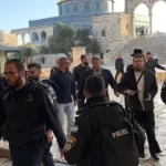 اقتحام عشرات المستوطنين للمسجد الأقصى تحت حراسة الاحتلال الإسرائيلي - 1 - سيناء الإخبارية