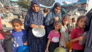 الاحتلال الإسرائيلي يواصل استهداف أطفال غزة وسط تفاقم الأزمة الإنسانية - 1 - سيناء الإخبارية