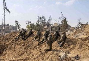الجارديان تكشف التناقضات الإسرائيلية: من مقتل المسعفين إلى شيرين أبو عاقلة - 7 - سيناء الإخبارية