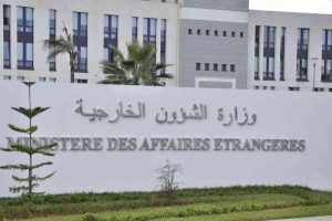 الجزائر تستدعي السفير الفرنسي للاحتجاج على اعتقال دبلوماسيها في باريس - 1 - سيناء الإخبارية