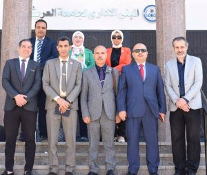 رئيس جامعة العريش يستقبل وفد وحدة تكنولوجيا المعلومات لورشة عمل حول التحول الرقمي وبنك المعرفة المصري - 5 - سيناء الإخبارية