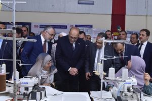 وزيرا العمل المصري والتركي يزوران "جيد تكستايل" ويشيدان بنموذج الاستثمار الناجح في مصر - 1 - سيناء الإخبارية