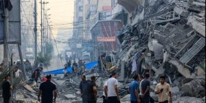 غارات عنيفة تستهدف مستشفى ومنازل وخيام نازحين وسقوط شهداء وجرحى - 3 - سيناء الإخبارية
