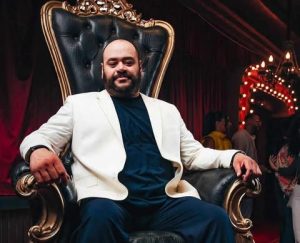 محمد ممدوح يحصد جائزة أفضل ممثل دور ثانٍ عن "أهل الكهف" ويكشف كواليس التجربة - 1 - سيناء الإخبارية