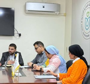نائب مدير فرع الهيئة العامة للرعاية الصحية بجنوب سيناء يترأس الاجتماع التوجيهي اليومي - 3 - سيناء الإخبارية