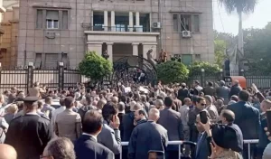 محامو شمال سيناء يثورون ضد زيادة الرسوم القضائية: مخالفة للدستور والقانون - 5 - سيناء الإخبارية