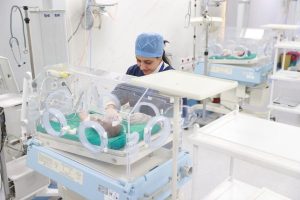 وزير الصحة يوجه بوضع برنامج زمني واضح لتطوير شامل بمستشفى أطفال مصر - 3 - سيناء الإخبارية