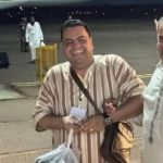 حكاية "عامر القذافي" التي أبكت القلوب: طائرة عادت مرتين من أجل حاجٍ واحد - 1 - سيناء الإخبارية