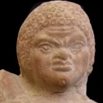 المتحف اليوناني الروماني يحتفي بعيد العمال بتمثال نادر من العصر الهيللينستي - 1 - سيناء الإخبارية