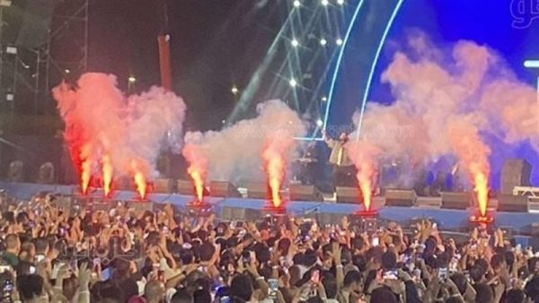 تامر حسني يفاجئ جمهوره بحميد الشاعري ويغني سيد درويش بتوزيع جديد - 7 - سيناء الإخبارية
