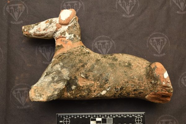 مصر تتسلم 7 قطع أثرية من فرنسا ضمن جهودها لحماية التراث واسترداد الآثار المنهوبة - 1 - سيناء الإخبارية