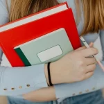 قبل انطلاق ماراثون الثانوية العامة... دليلك الذهبي للتركيز والتفوق بلا توتر - 1 - سيناء الإخبارية