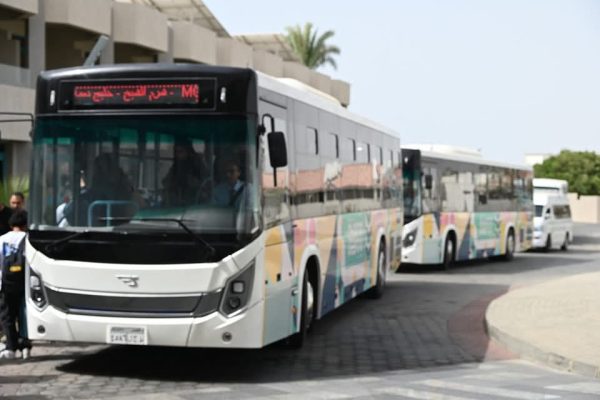 شرم الشيخ تستقبل المشاركين في أول سباق للسيارات الرياضية فائقة السرعة - 3 - سيناء الإخبارية