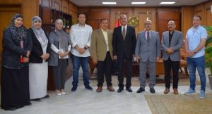 رئيس جامعة العريش يشجع على الابتكار ويمنح المراكز المتخصصة استقلالية القرار - 1 - سيناء الإخبارية