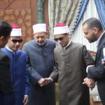 شيخ الأزهر يستقبل والدة الطالب الأزهري صاحب البصيرة رفقة أولادها ويلبي جميع طلباتهم - 1 - سيناء الإخبارية