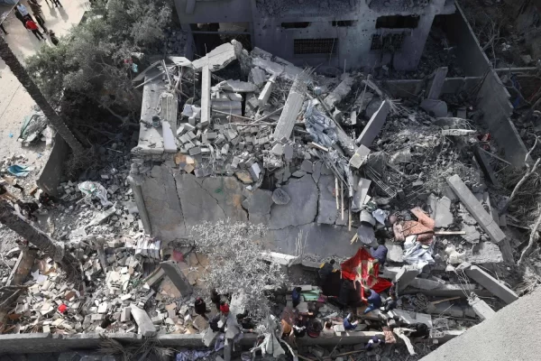 غزة تحت النار..الاحتلال يصعّد مجازره و45 شهيدًا بجباليا وحدها - 1 - سيناء الإخبارية