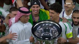 الأهلي السعودي يحطم العقدة ويتوج بملك آسيا للمرة الأولى في تاريخه - 3 - سيناء الإخبارية