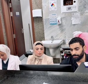 الرعاية الصحية تتابع انتظام العمل بمجمع الفيروز الطبي في طور سيناء - 1 - سيناء الإخبارية