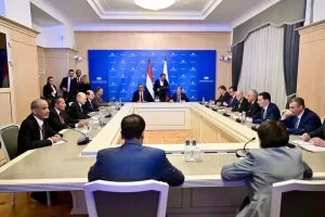 العليمي يبحث مع رئيس "الدوما" تعزيز العلاقات اليمنية الروسية - 3 - سيناء الإخبارية