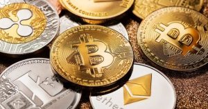 بيتكوين تتخطى حاجز الـ 100 ألف دولار مجددًا وسط زخم جيوسياسي - 1 - سيناء الإخبارية