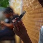 "رئة الفشار".. مرض نادر يصيب مستخدمي السجائر الإلكترونية ولا علاج له حتى الآن - 1 - سيناء الإخبارية