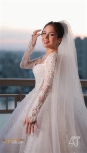 رنا رئيس تتألق في زفافها بإطلالة ساحرة بفستان أبيض مذهل - 25 - سيناء الإخبارية