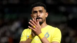 صفقة تبادلية تُنهي مفاوضات عبد الإله العمري مع النصر - 3 - سيناء الإخبارية