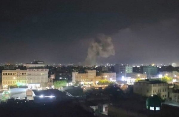 غارات أمريكية تستهدف الحوثيين والأخيرة ترد بهجوم جوي - 14 - سيناء الإخبارية غارات أمريكية تستهدف الحوثيين والأخيرة ترد بهجوم جوي - 13 - سيناء الإخبارية