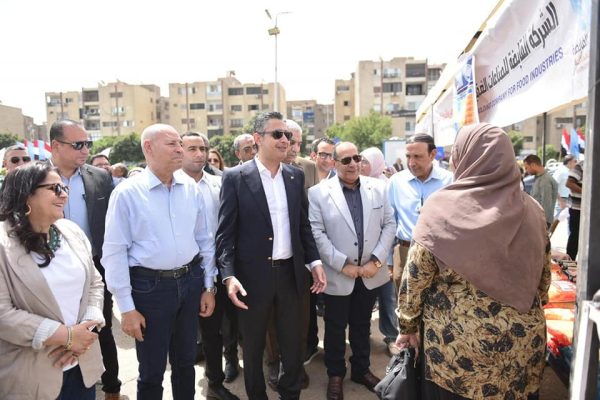 التموين تطلق المرحلة الثانية من أسواق اليوم الواحد استعدادًا لعيد الأضحى - 2 - سيناء الإخبارية التموين تطلق المرحلة الثانية من أسواق اليوم الواحد استعدادًا لعيد الأضحى - 1 - سيناء الإخبارية