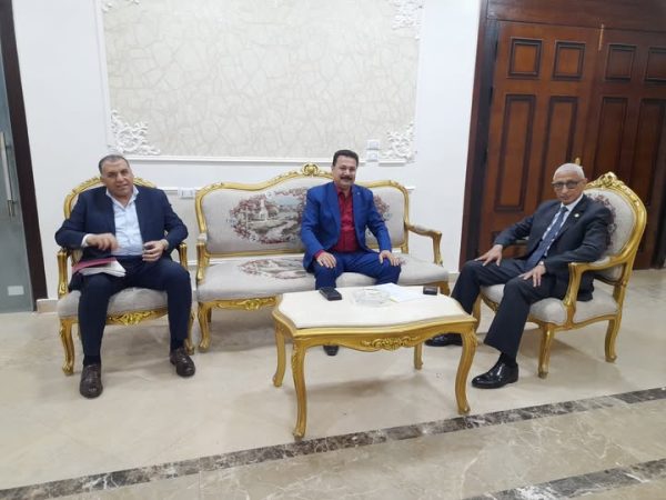 محافظ شمال سيناء يبحث تطوير الخدمات البريدية مع هيئة البريد - 3 - سيناء الإخبارية