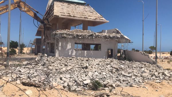 محافظ شمال سيناء يشرف على تطوير بوابة العريش بعد سنوات الإرهاب - 1 - سيناء الإخبارية