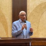 محافظ شمال سيناء يودّع حجاج بيت الله ويوصي بالدعاء لمصر - 1 - سيناء الإخبارية