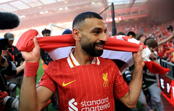 محمد صلاح يتوّج بجائزة أفضل لاعب في إنجلترا 2025 - 5 - سيناء الإخبارية