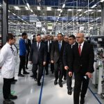 رئيس الوزراء يتفقد مصنع "سوميتومو" الجديد لإنتاج الضفائر الكهربائية للسيارات بالعاشر من رمضان - 1 - سيناء الإخبارية