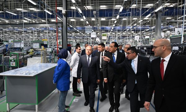 رئيس الوزراء يتفقد مصنع "سوميتومو" الجديد لإنتاج الضفائر الكهربائية للسيارات بالعاشر من رمضان - 5 - سيناء الإخبارية