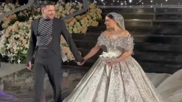 مسلم يحتفل بزفافه بحضور نجوم الغناء في أحد فنادق القاهرة - 3 - سيناء الإخبارية