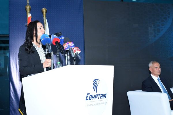 مصر تودع أول أفواج الحجاج في احتفالية رسمية بمطار القاهرة - 7 - سيناء الإخبارية