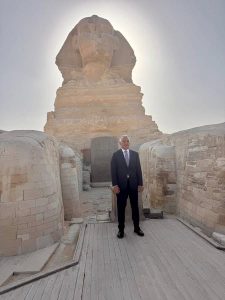 وزير الثقافة التركي يزور أهرامات الجيزة ويشيد بعظمة الحضارة المصرية - 3 - سيناء الإخبارية