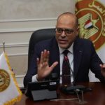وزير العمل يسلم عقود 1000 فرصة عمل للشباب في الإمارات - 1 - سيناء الإخبارية