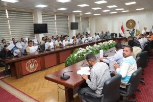 وزير العمل يسلم عقود 1000 فرصة عمل للشباب في الإمارات - 17 - سيناء الإخبارية