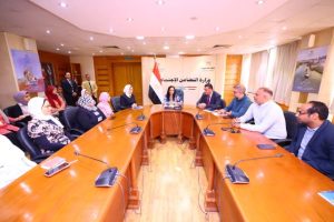 وزيرة التضامن تلتقي بعثة إشراف حج الجمعيات الأهلية - 1 - سيناء الإخبارية
