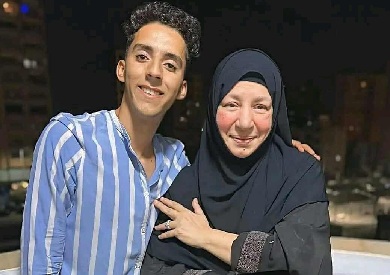 عبلة كامل تخطف الأنظار بإطلالة بسيطة بعد غياب طويل.. والجمهور "محتار" - 1 - سيناء الإخبارية