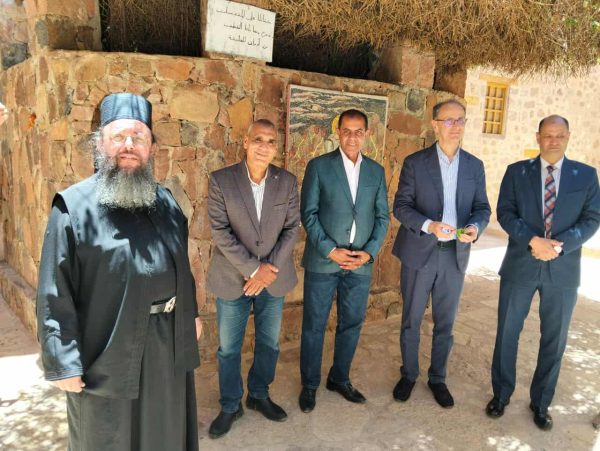 رئيس وزراء صربيا يزور دير سانت كاترين ويشيد بكنوزه التاريخية وروحانيته الفريدة - 1 - سيناء الإخبارية