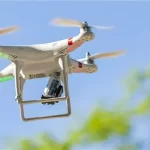 سقوط "درون" أمام جامعة القاهرة ضمن تجربة طلابية هندسية دون إصابات - 1 - سيناء الإخبارية