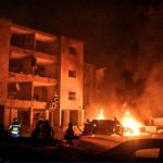 صواريخ إيرانية تُحدث دمارًا واسعًا وتضرب مبنى البورصة - 1 - سيناء الإخبارية